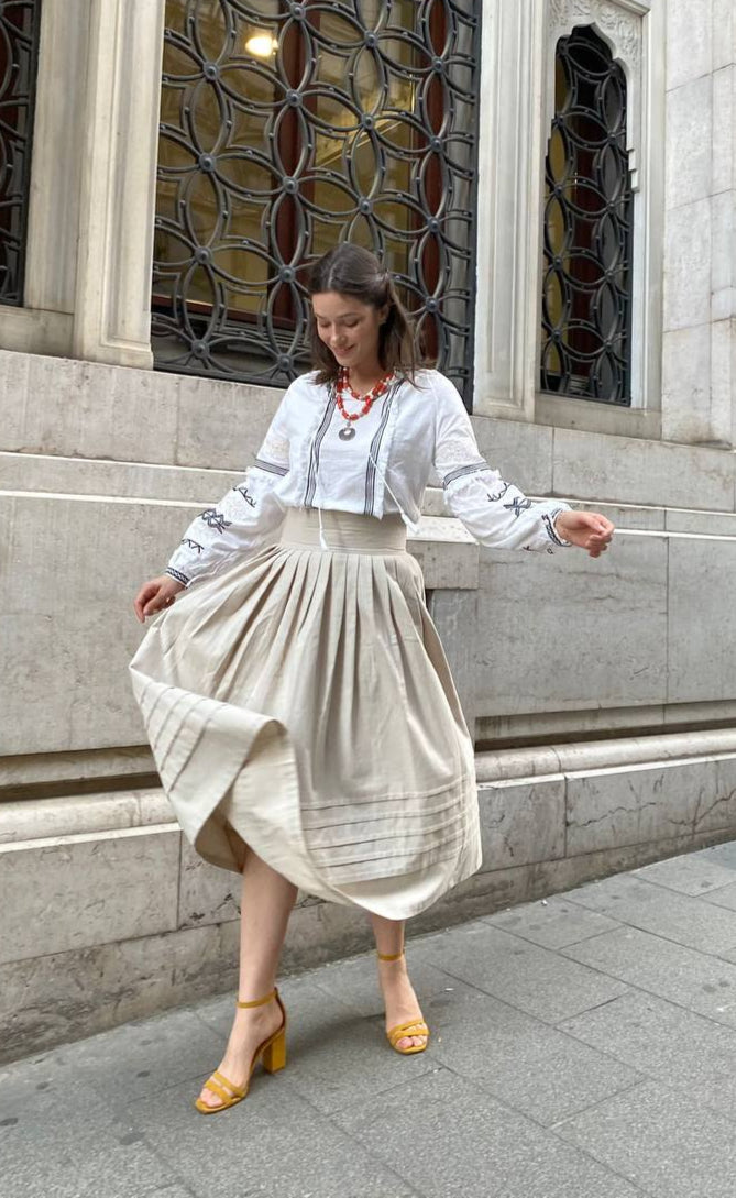 Mordern embroidered blouse "Uliana"