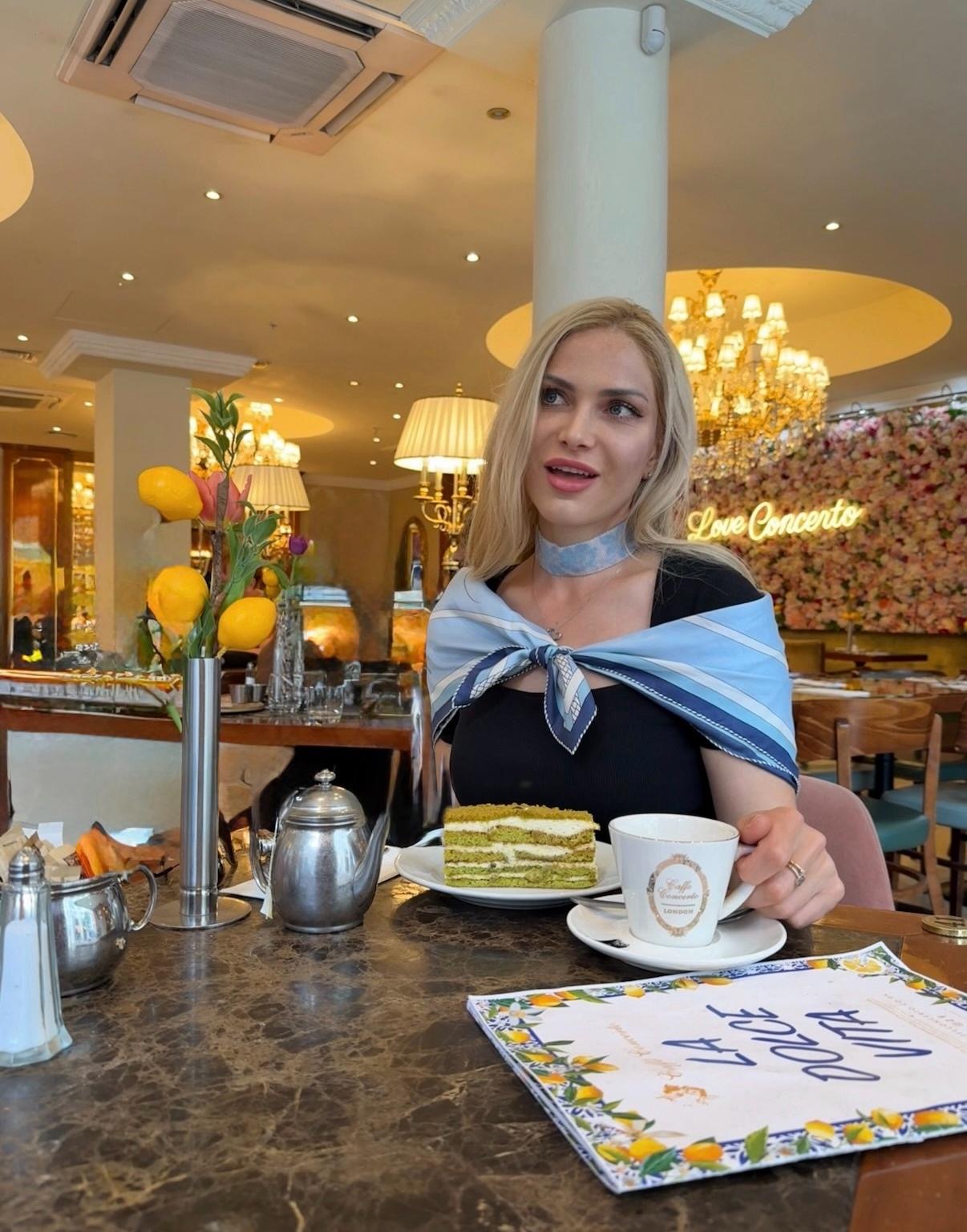 Troyanda Light Blue Beaded Necklace – Transparent & Sky Beads | Ukrainian Gerdan Jewelry