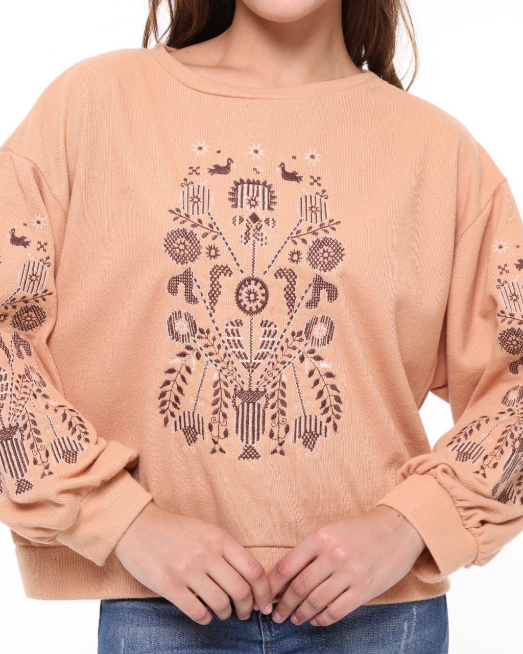 Базовий класичний світшот з етно-вишивкою «Голубʼята»