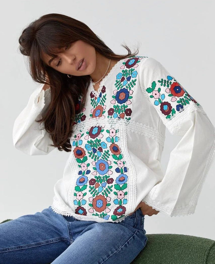 Embroidered shirt “Cornflower”