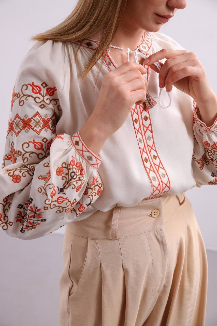 Embroidered shirt "Blaga"