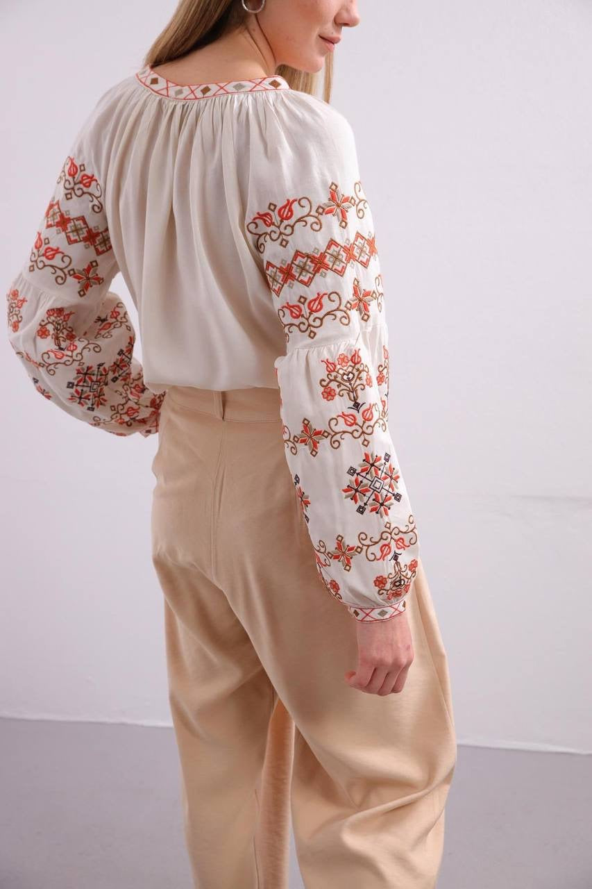 Embroidered shirt "Blaga"