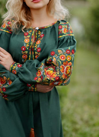Petrykivska Muse | Emerald Green Linen Maxi Dress