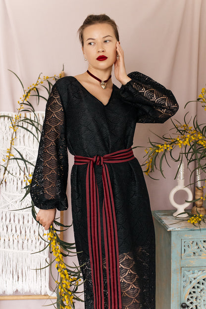 Black Maxi Dress “Lybid” in Textured Lace Fabric