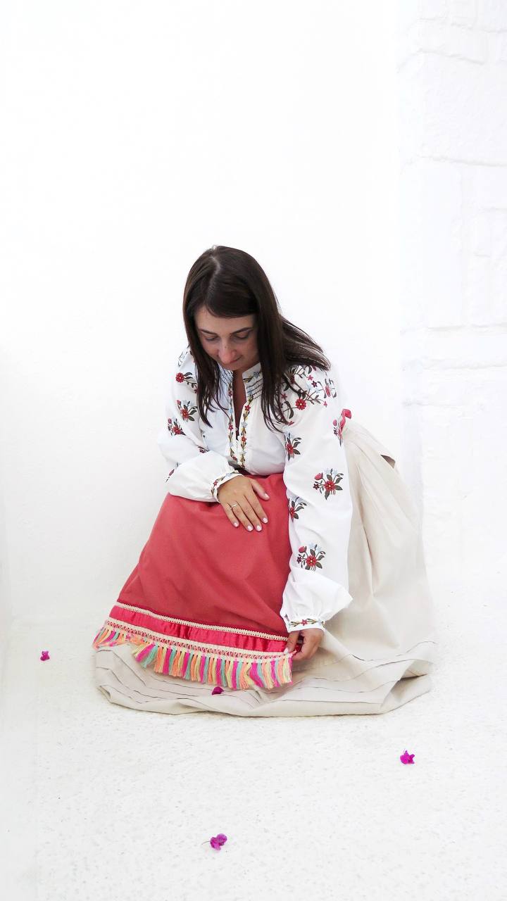 Vintage apron with Tassels "Coral Flower"