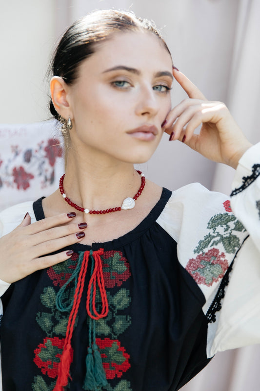 Rubina – Red Crystal Choker with Baroque Pearl | Elegant Minimalist Necklace