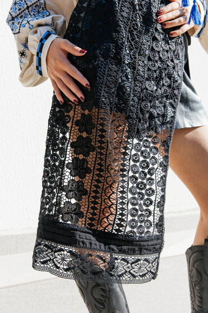 Чорний мереживний фартух "Галактика"