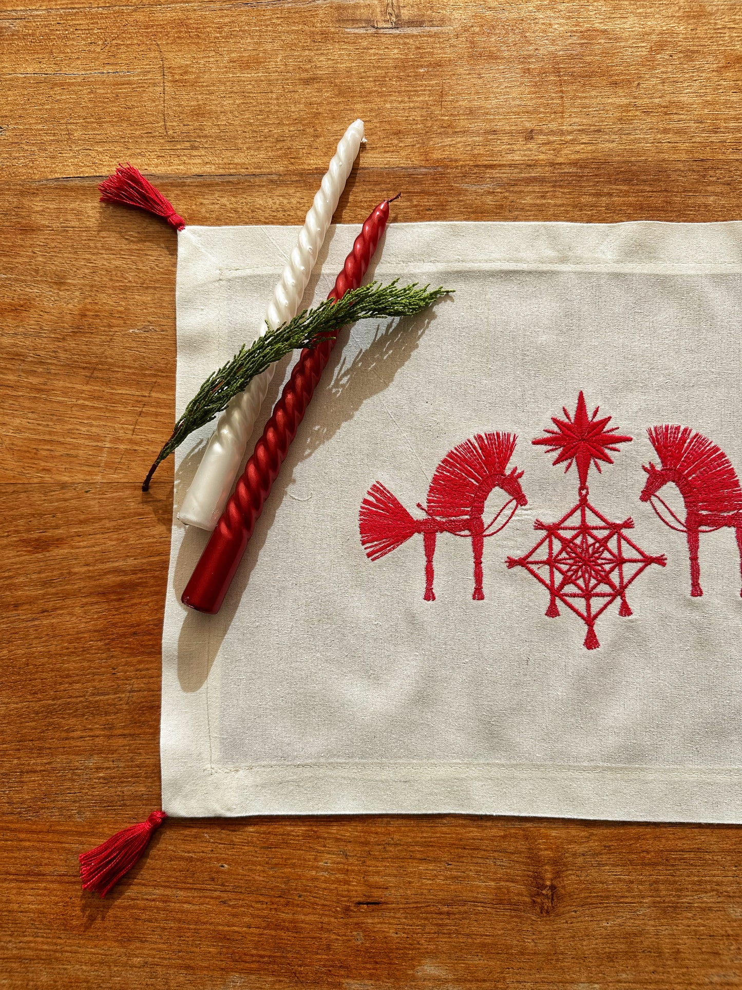 Christmas Horses Table Runner | Red Cotton Embroidery Napkin