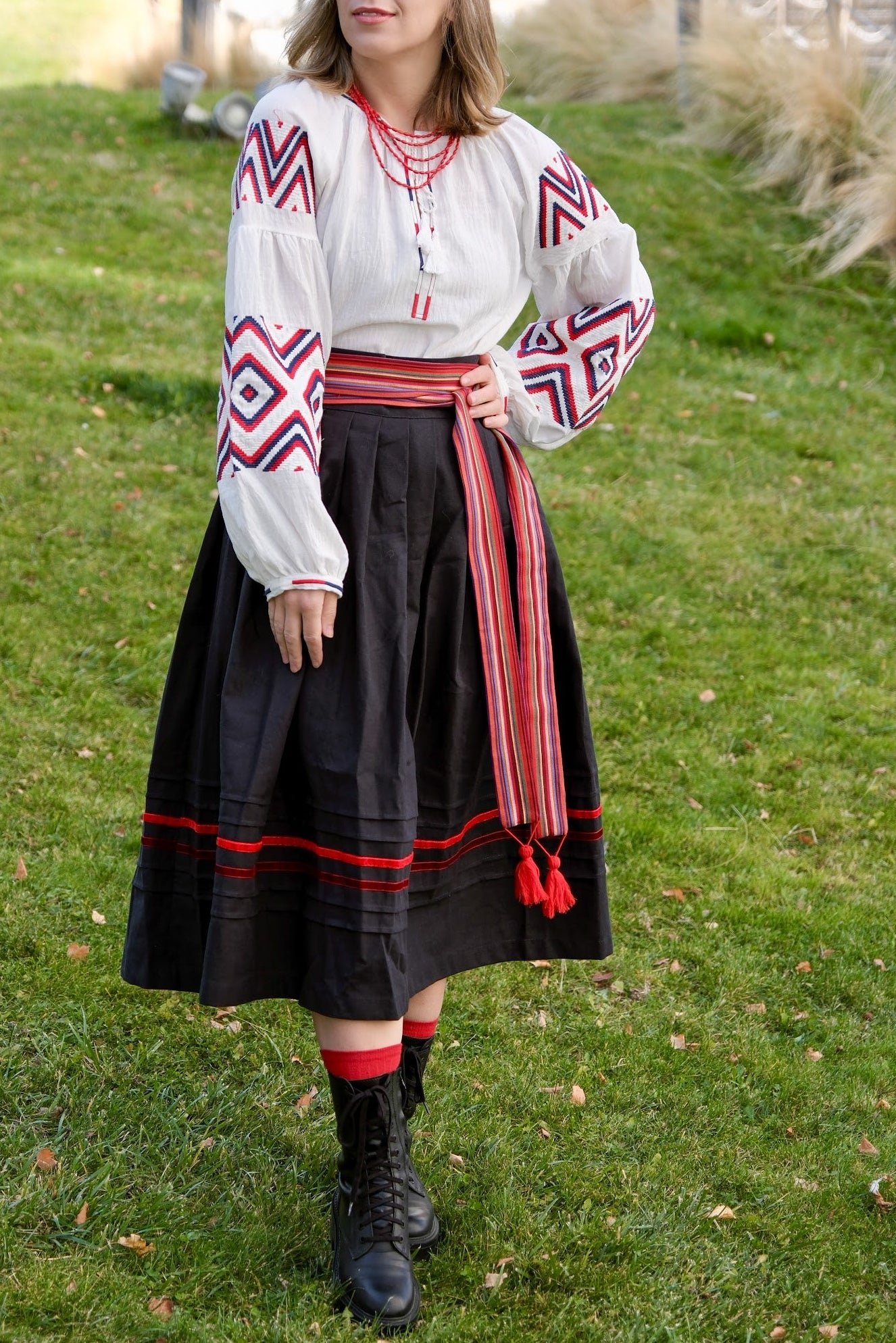 Ukrainian sash “Barvysta” | Ethno striped belt with red tassels