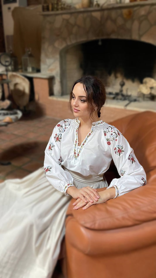 Embroidered blouse “Mavka”