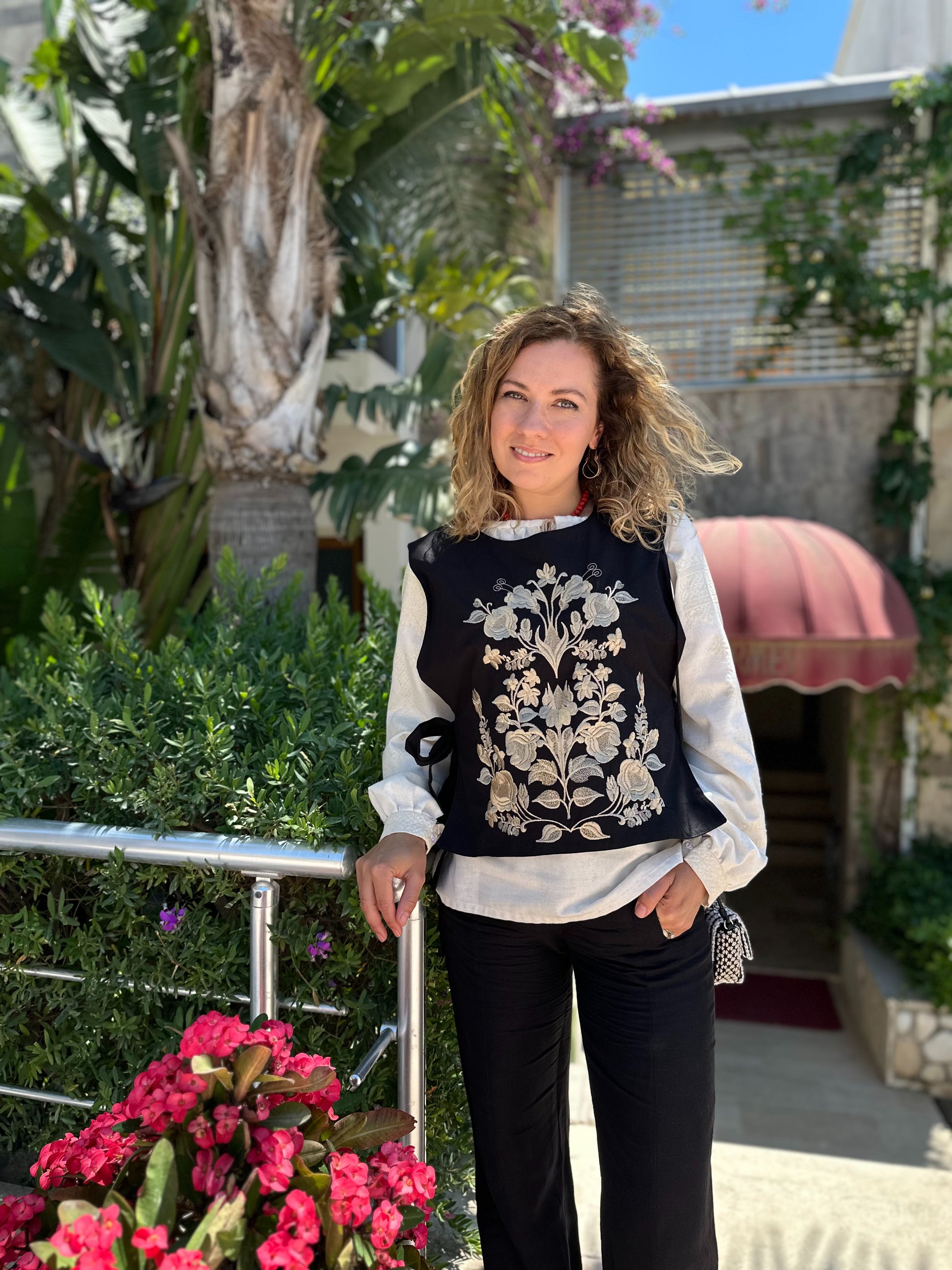     Women's black embroidered vest “Dream” — Goya Concept