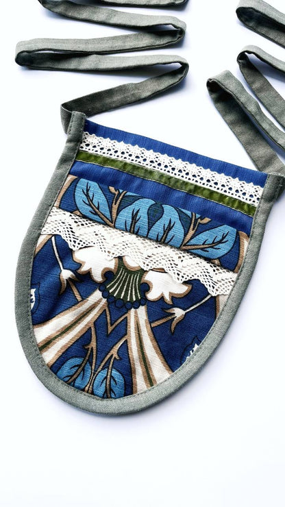 Ladunka “Crimea” — linen waist pouch by Goya Concept