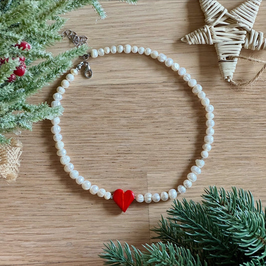 Kiss – Pearl Necklace with Red Ceramic Heart | unique Jewelry