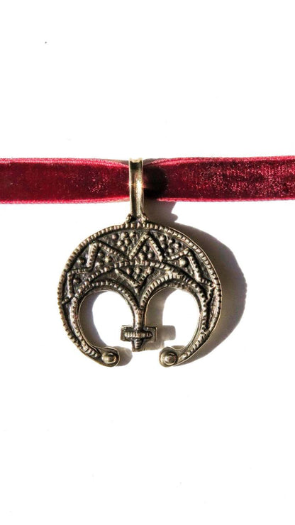 Zgarda “Lunnytsia” – Brass Pendant with Blackened Finish on Velvet Ribbon | Ethnic Jewelry from Ukraine