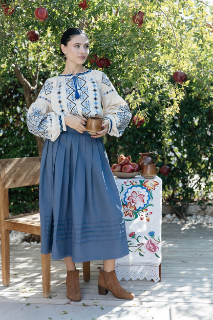 Elegant blue midi skirt