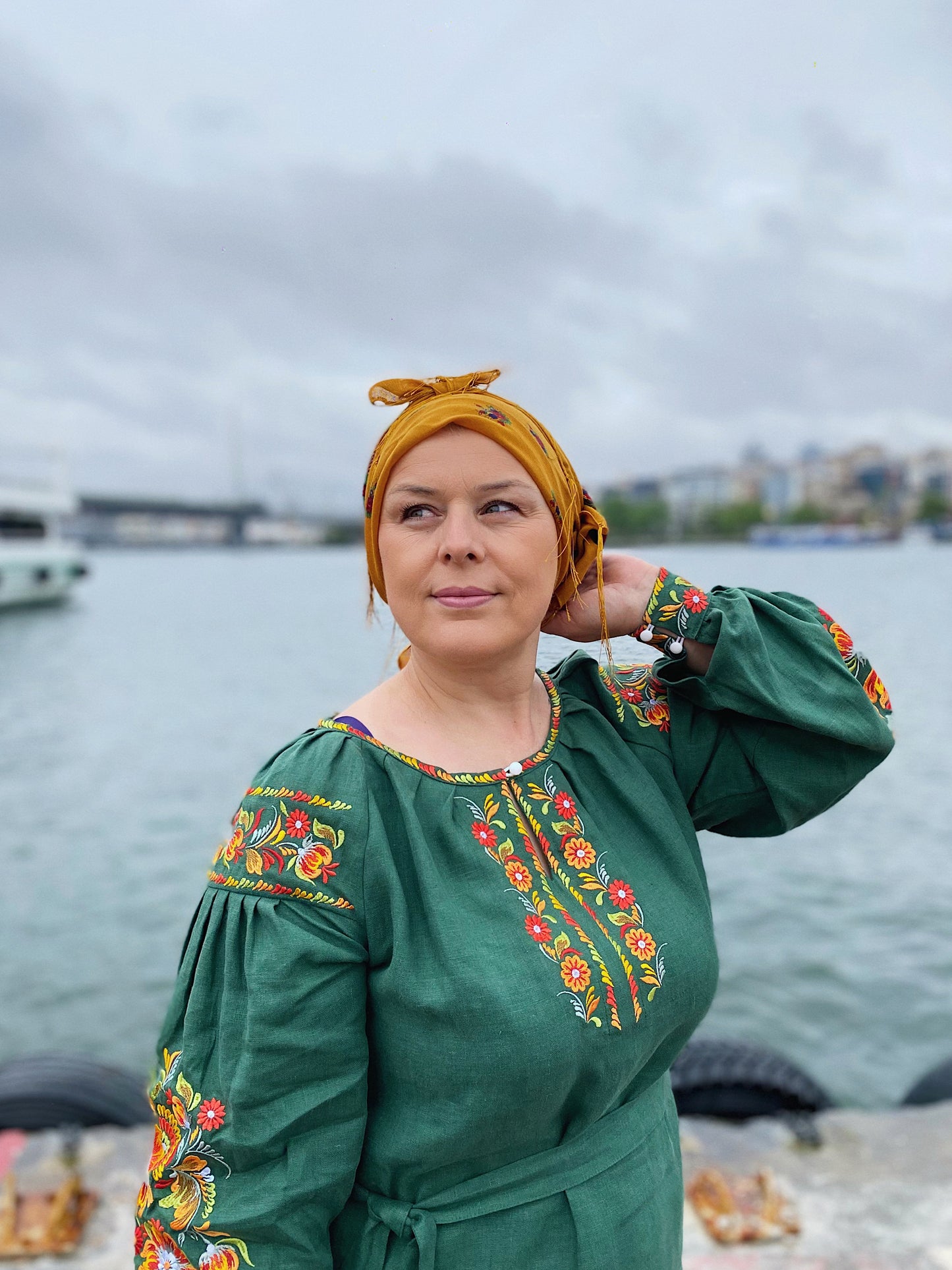 Petrykivska Muse | Emerald Green Linen Maxi Dress