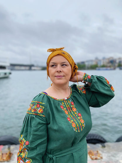 Petrykivska Muse | Emerald Green Linen Maxi Dress