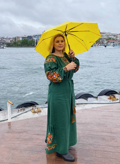 Petrykivska Muse | Emerald Green Linen Maxi Dress