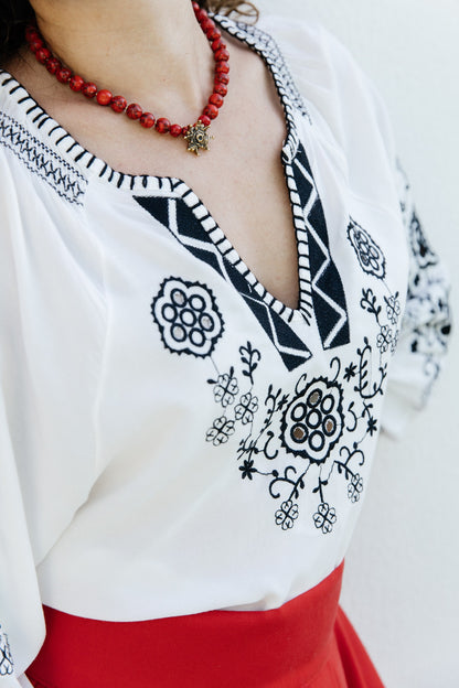 Embroidered blouse “Violet”
