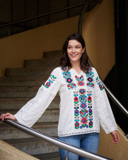 Embroidered shirt “Cornflower”